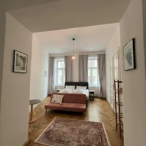 Appartement Centrally-located Authentic, Vienne