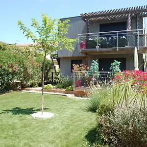 Gite Le Logis Vallat Haut Appartement Fuveau