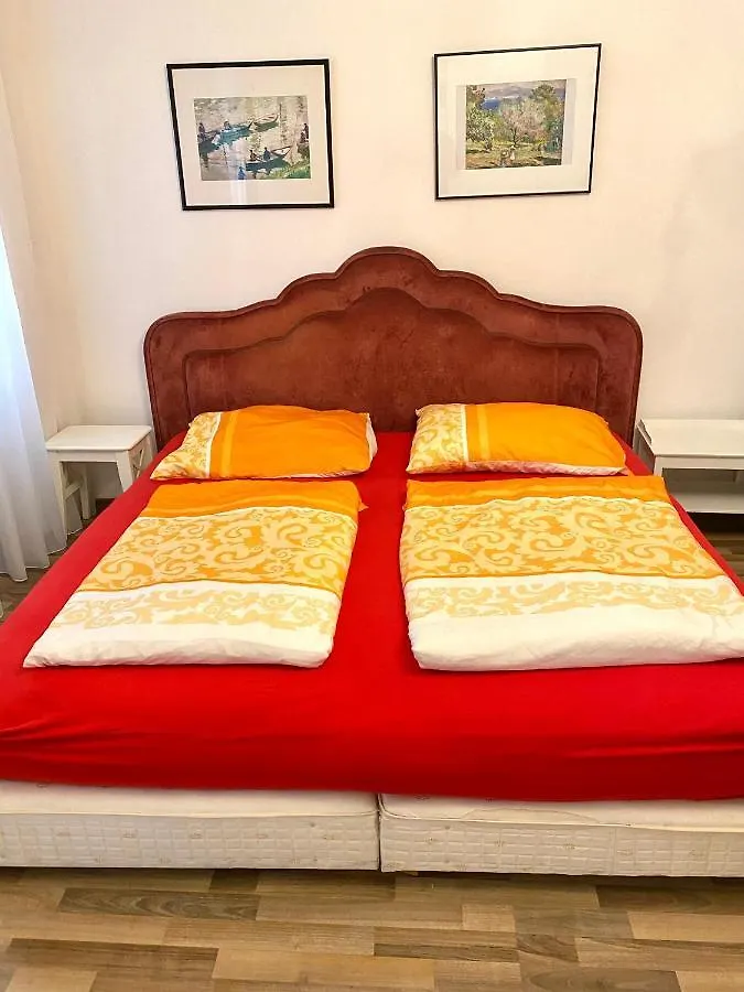 Apartment Opera Vienna