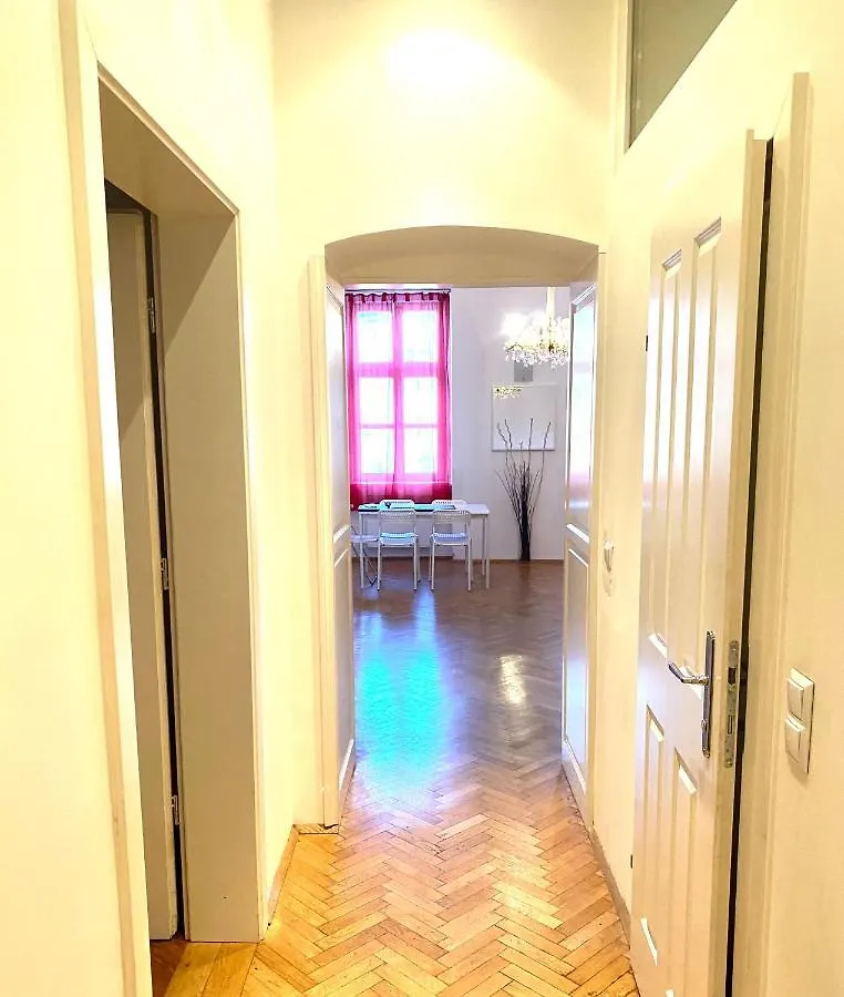 Apartment Opera Vienna