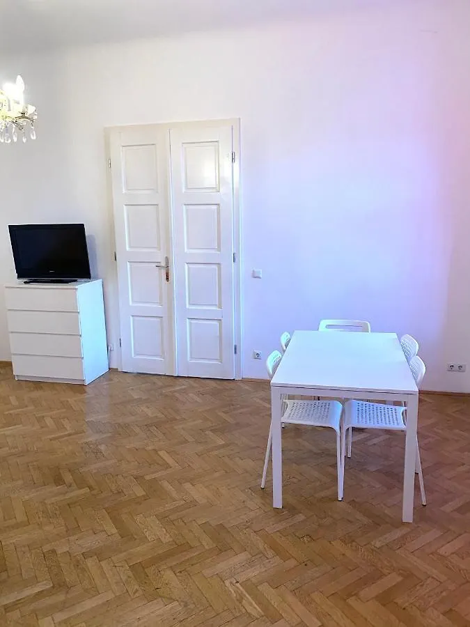 Apartment Opera Vienna