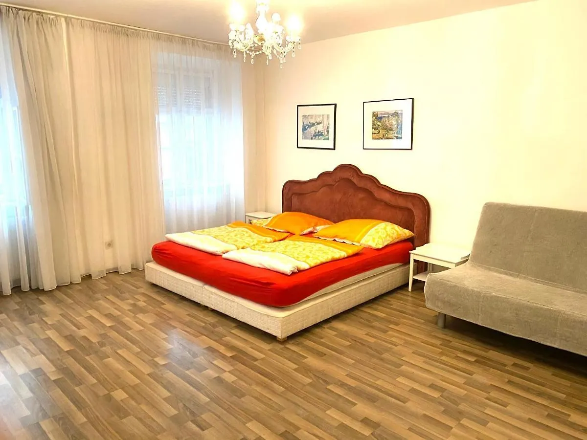 Apartment Opera Viena