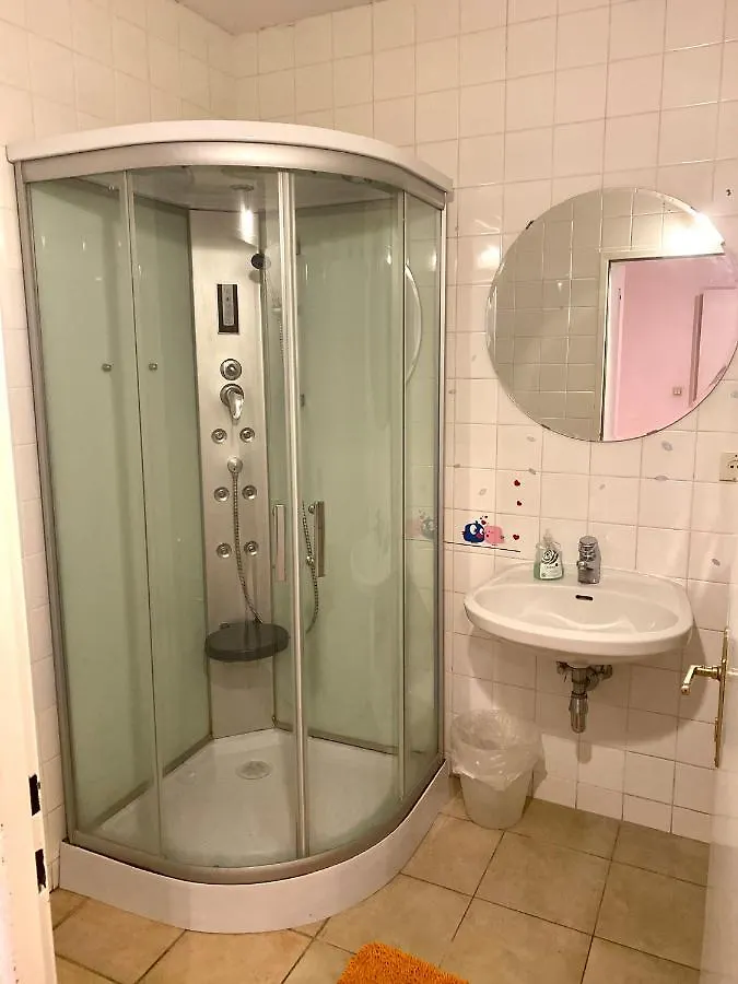 Apartment Opera Viena
